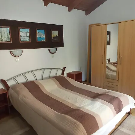 House With A Parking Space - 21994 * Rovinj